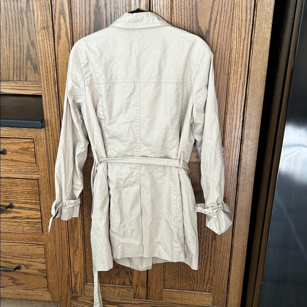 Banana Republic Trench Coat Cream Belted Tortoise Shell Gold Buttons Classic XL - Picture 6 of 7